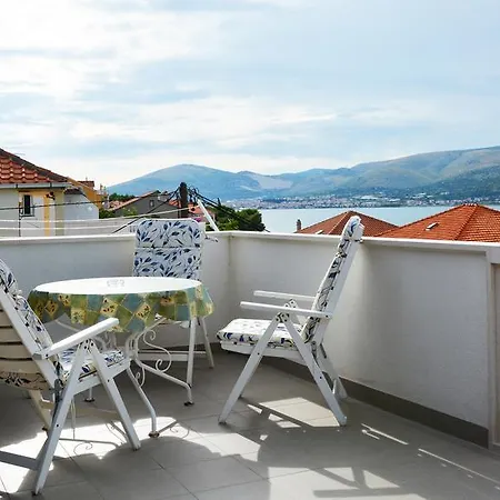 Sunny Dalmatia Arbanija